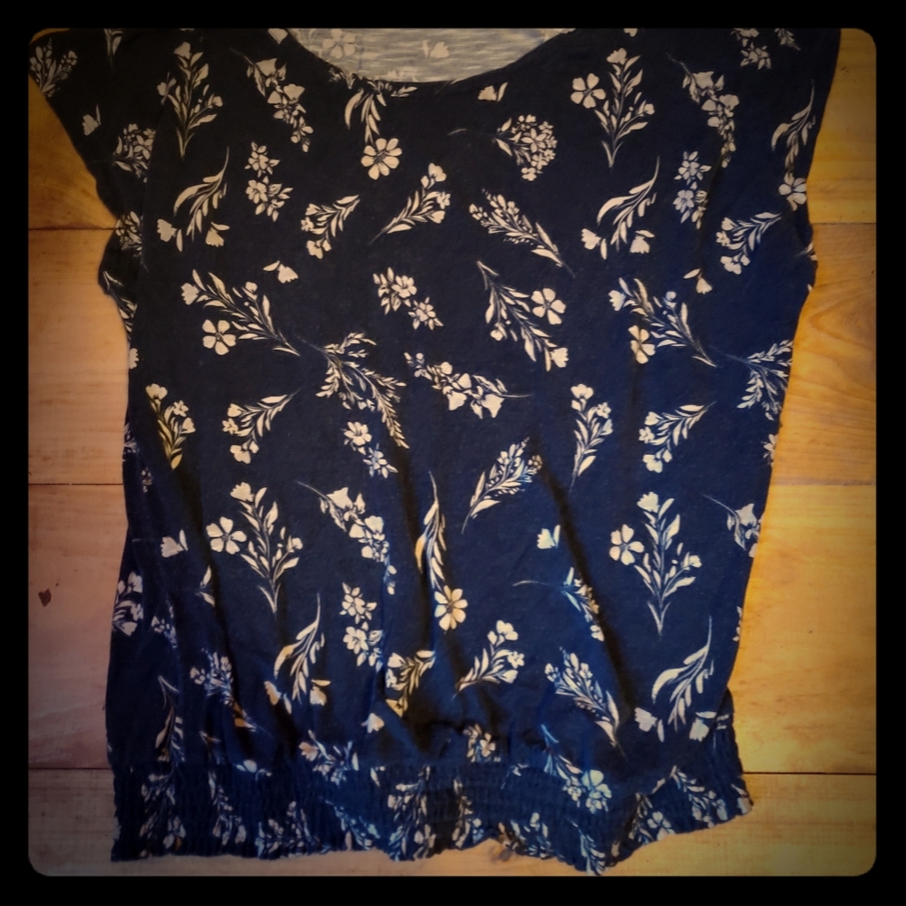 Maurices top